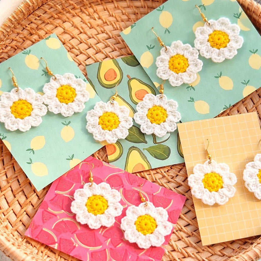 Handmade Crochet Daisy Earrings — 'Daisy Daze'