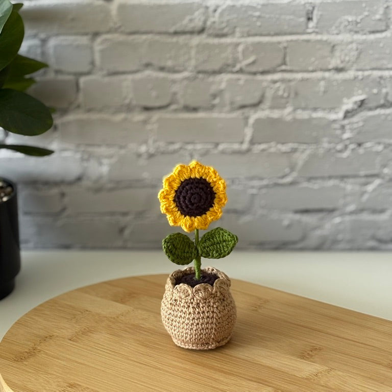 Crochet Sunflower in Pot — 'Ray of Sunshine' by Looped Little Things