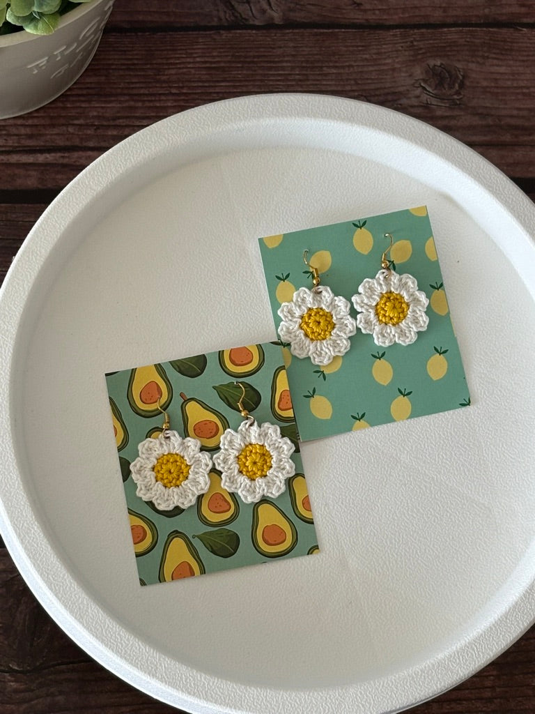 Handmade Crochet Daisy Earrings — 'Daisy Daze'