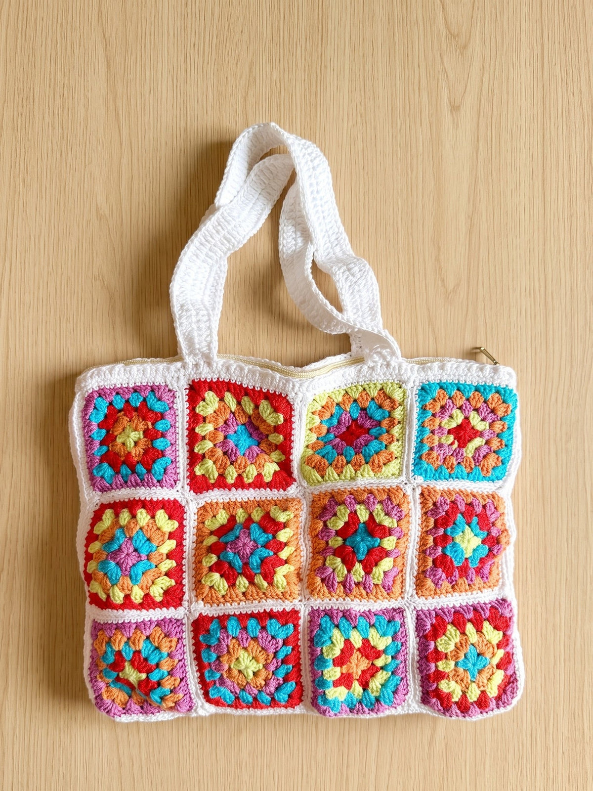 Macramé Granny Square Tote Granny Got Swag by Looped Little Things, close-up