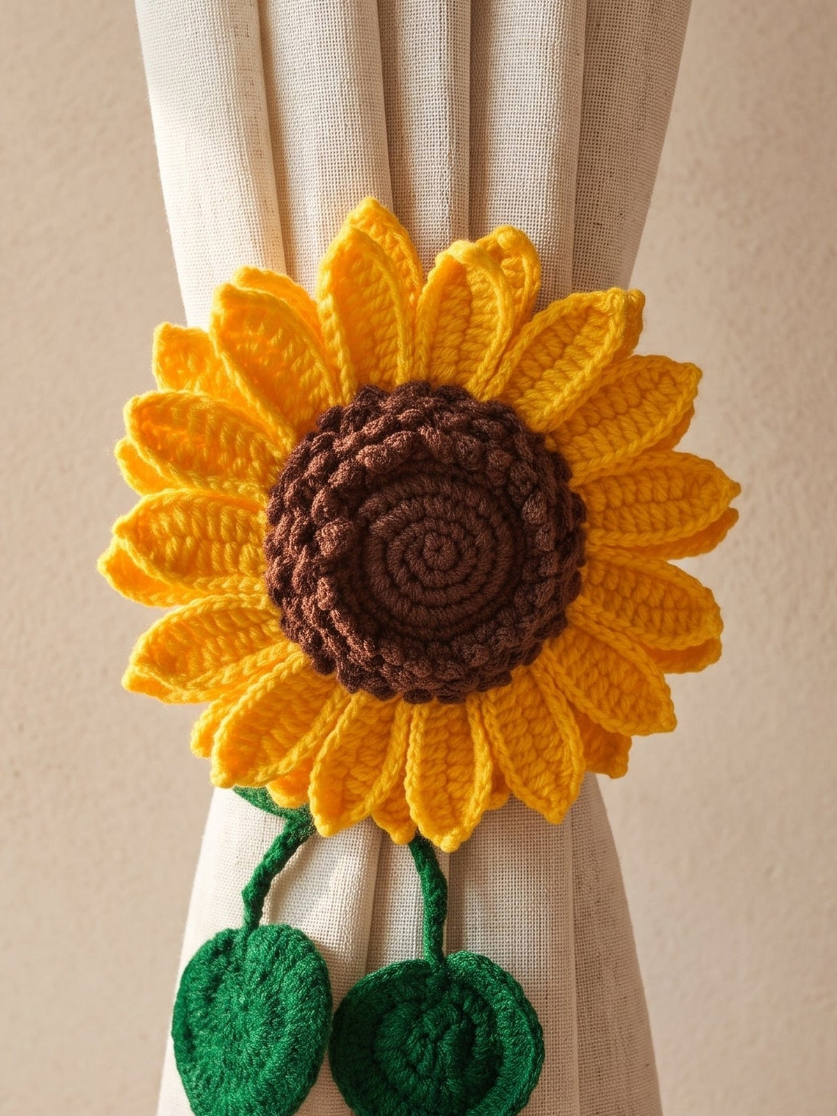 Macramé Curtain Tie Let the Sunshine In by Looped Little Things, close-up
