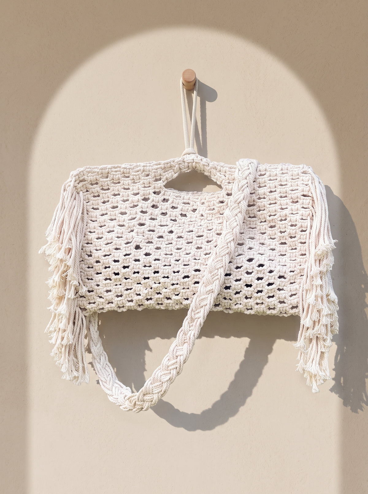 Macramé Clutch 'Clutch Me If You Can' by Looped Little Things