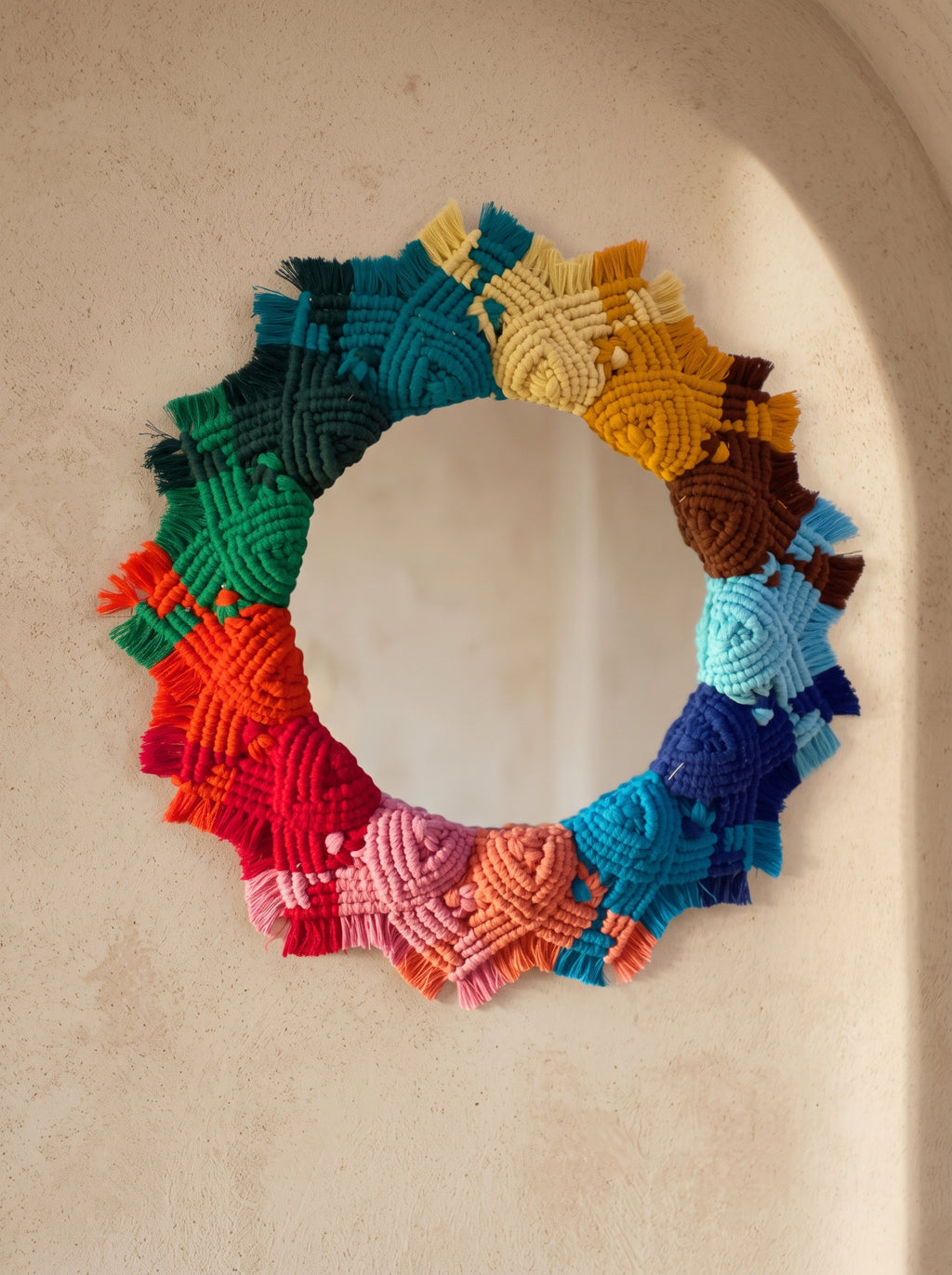 Macramé Mandala 'Thirteen Shades of Happy' by Looped Little Things