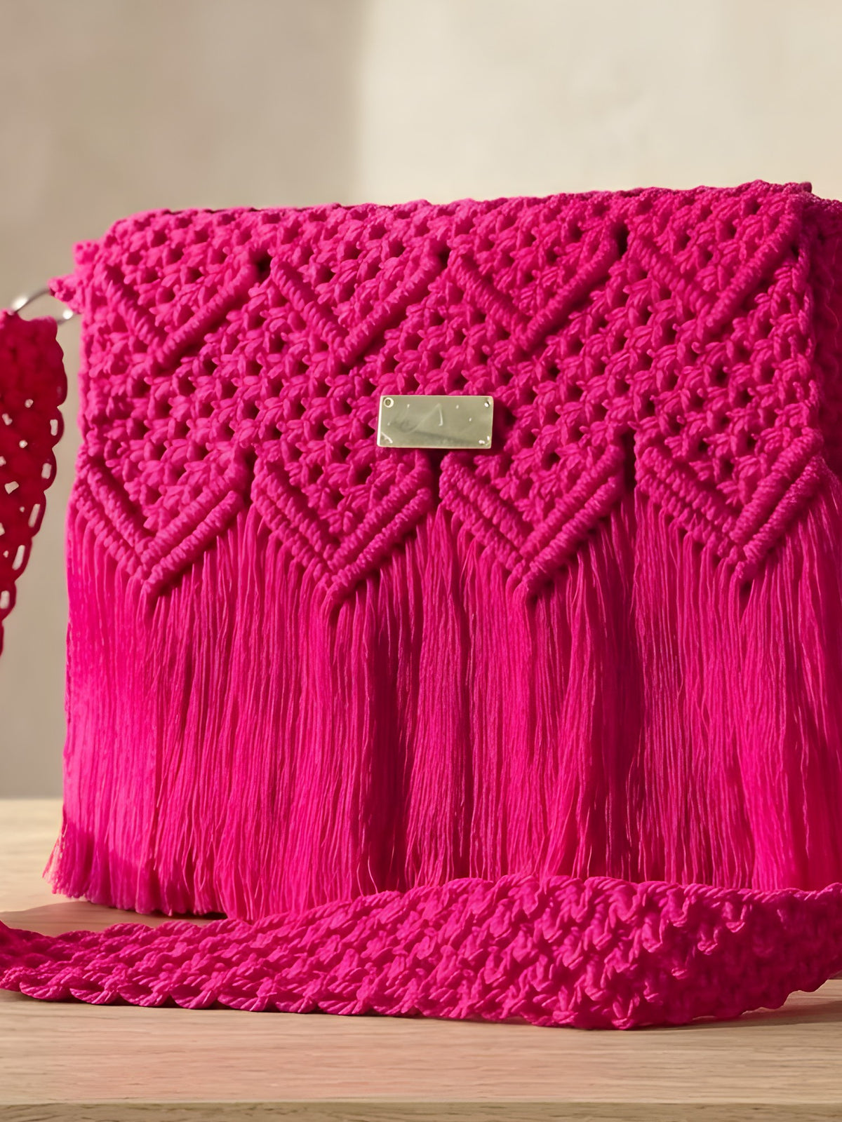 Macramé Box Sling 'Think Outside the Box' by Looped Little Things, close-up